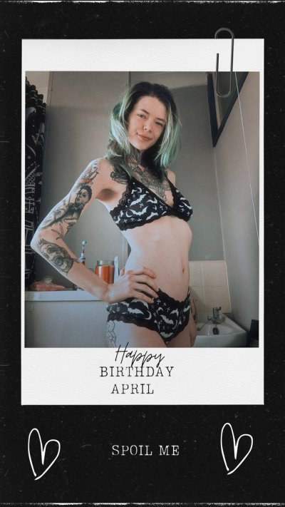 Watch April🕷️Addams's leaked NSFW photo on TwXstars