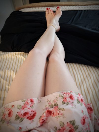 Watch TheTinyFeetTreat's leaked NSFW photo on TwXstars