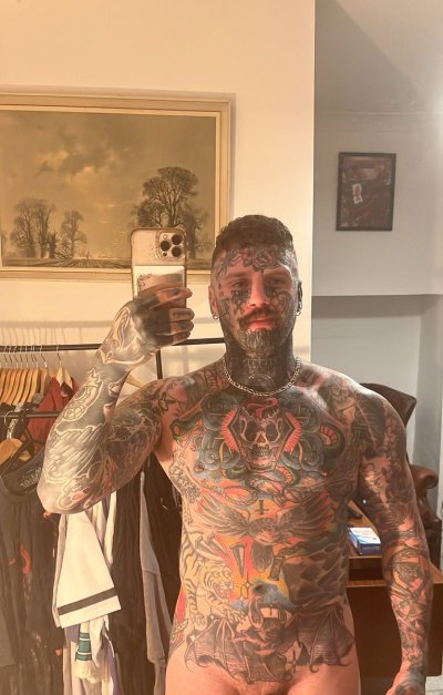 Watch EVERGREEN🌲's leaked NSFW photo on TwXstars