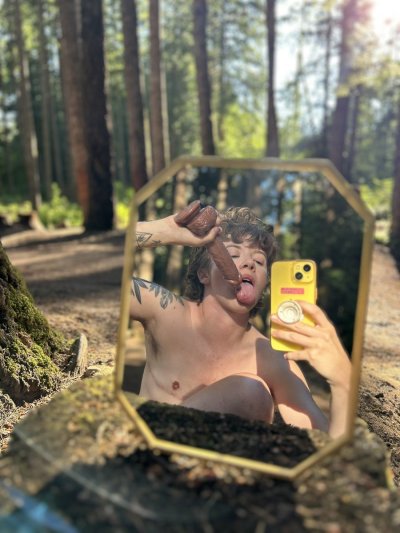 Watch Prince Margo 🪐's leaked NSFW photo on TwXstars