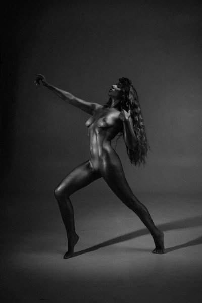 Watch Naked Artistic's leaked NSFW photo on TwXstars