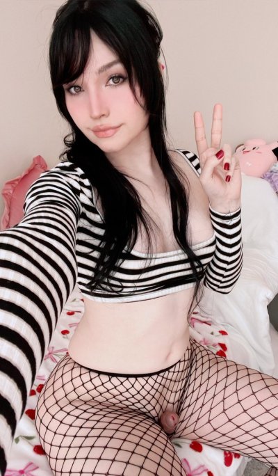 Watch Ariana Angels's leaked NSFW photo on TwXstars