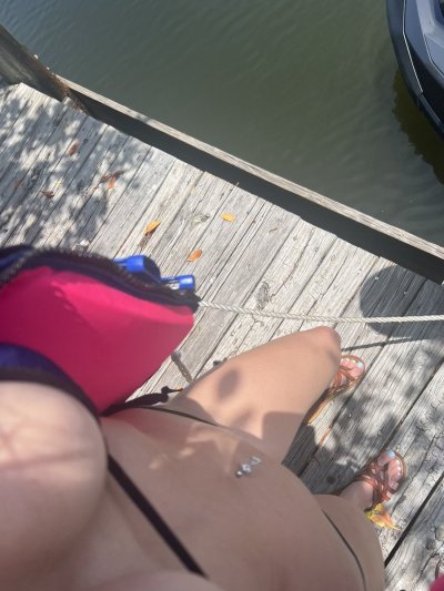 Watch Alexis 💗's leaked NSFW photo on TwXstars