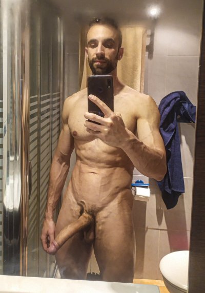 Watch Magic Javi's leaked NSFW photo on TwXstars