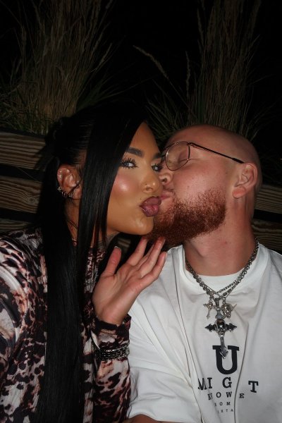 Watch sugarboobs🍩's leaked NSFW photo on TwXstars