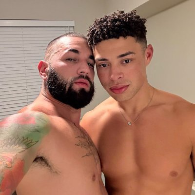 Watch Gus's leaked NSFW photo on TwXstars