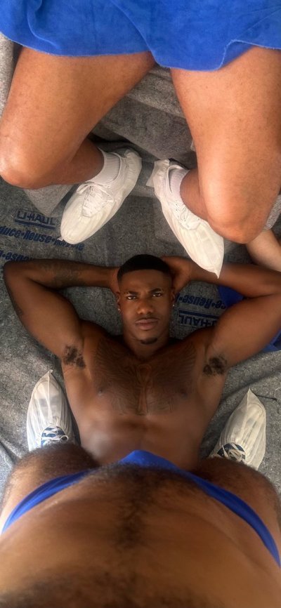 Watch Hello Fresh's leaked NSFW photo on TwXstars