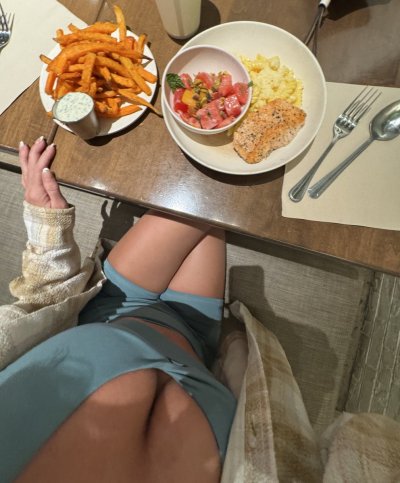 Watch Alexis 💗's leaked NSFW photo on TwXstars