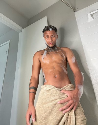 Watch Munji's leaked NSFW photo on TwXstars