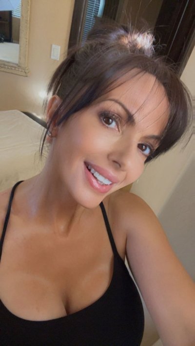 Watch Catalina Cruz™'s leaked NSFW photo on TwXstars