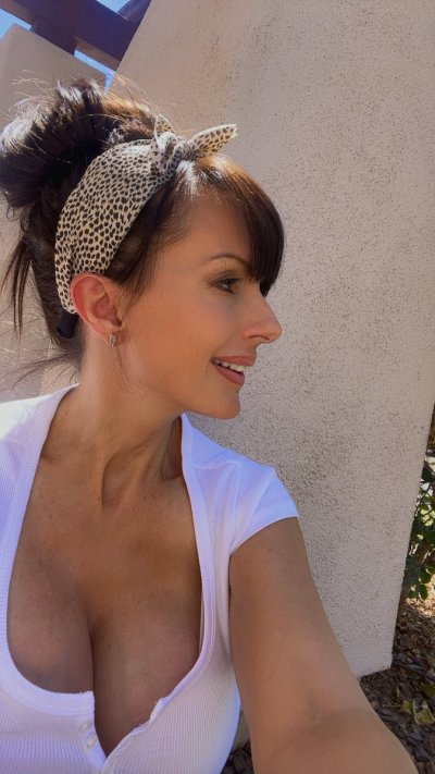 Watch Catalina Cruz™'s leaked NSFW photo on TwXstars