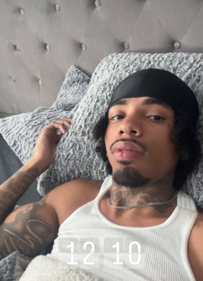 Watch YUNGIN 🔞😈's leaked NSFW photo on TwXstars