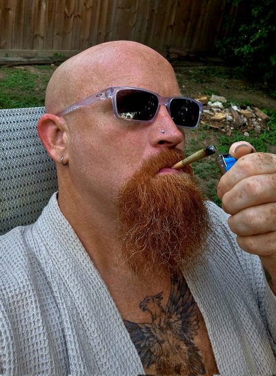 Watch TXGingerDaddy's leaked NSFW photo on TwXstars