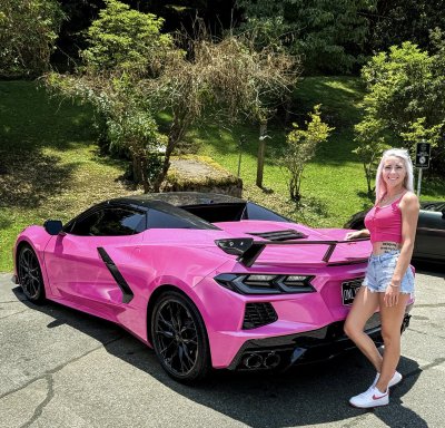 Watch Bibailey's leaked NSFW photo on TwXstars