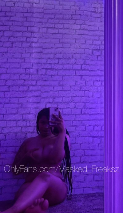 Watch MaskedFreaksz's leaked NSFW photo on TwXstars