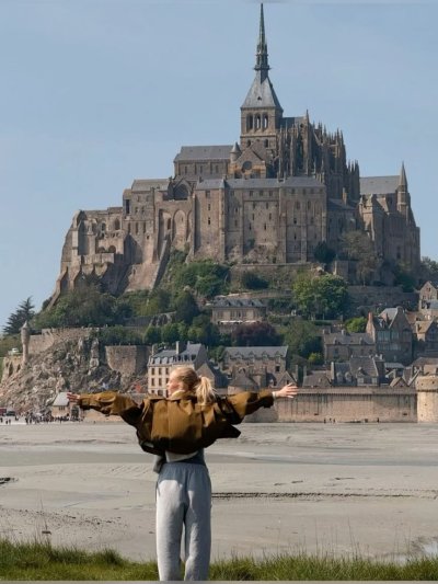 Watch bambi's leaked NSFW photo on TwXstars