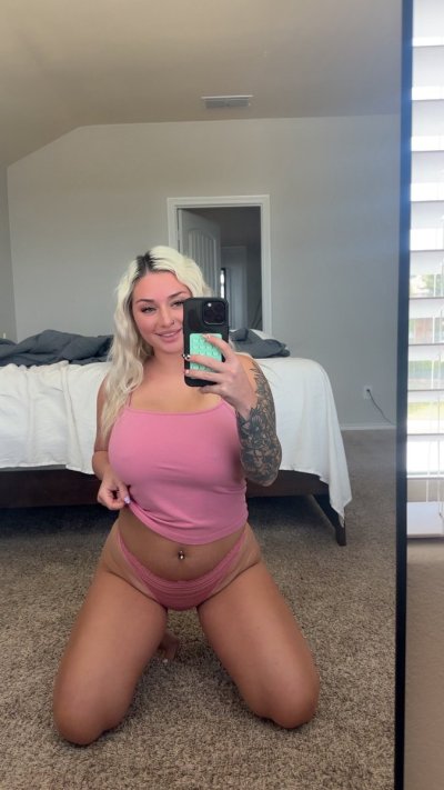 Watch liisabbyy's leaked NSFW photo on TwXstars