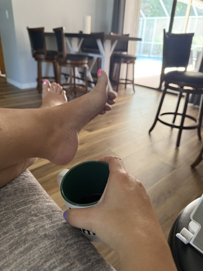 Watch Goddess Marcy 🦒Your favorite Brazilian Amazon🍑👣's leaked NSFW photo on TwXstars