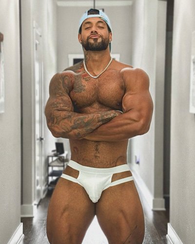 Watch SHOPjjmalibu's leaked NSFW photo on TwXstars
