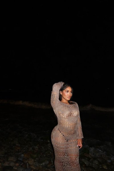 Watch sharalifts's leaked NSFW photo on TwXstars