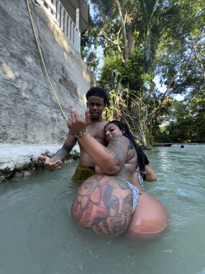 Watch kkvsh's leaked NSFW photo on TwXstars