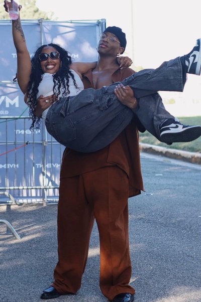 Watch Extra , Extra…..PEEETAAAHHH😱's leaked NSFW photo on TwXstars