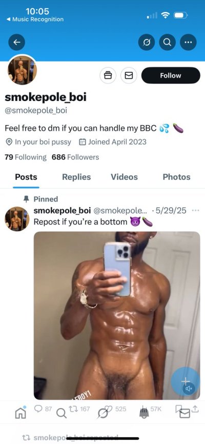 Watch SMOKEPOLEBOY1's leaked NSFW photo on TwXstars